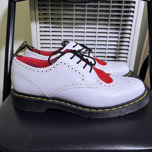 Dr Martens Joyce HRT Shoes Womens Size 10 White Red Heart Brogue Lace Up Oxford - Picture 1 of 12